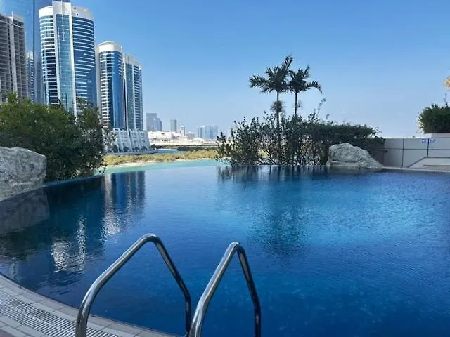 アブダビUrban Cozy -Sea View With Pool And Gym Accessアパートメント アパート アブダビ