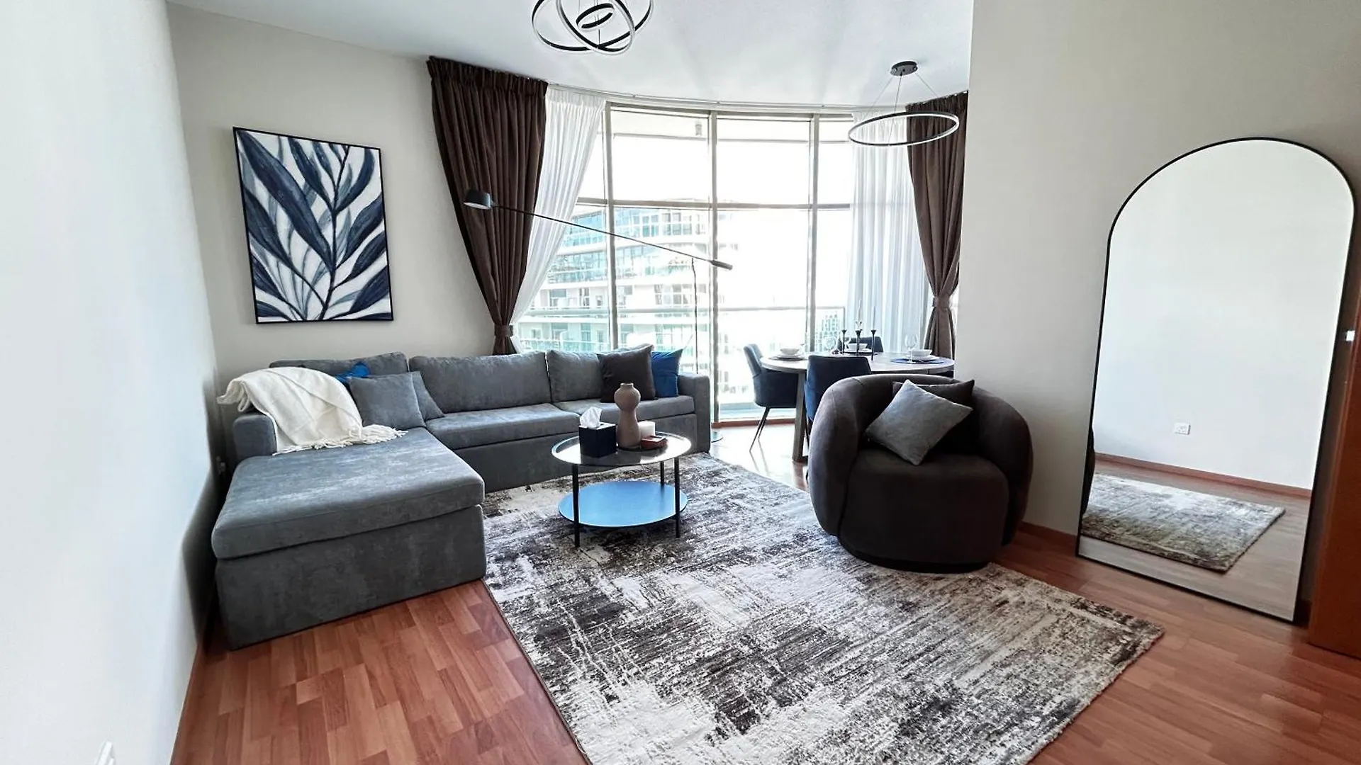 Apartamento Urban Cozy -Sea View With Pool And Gym Access Abu Dabi